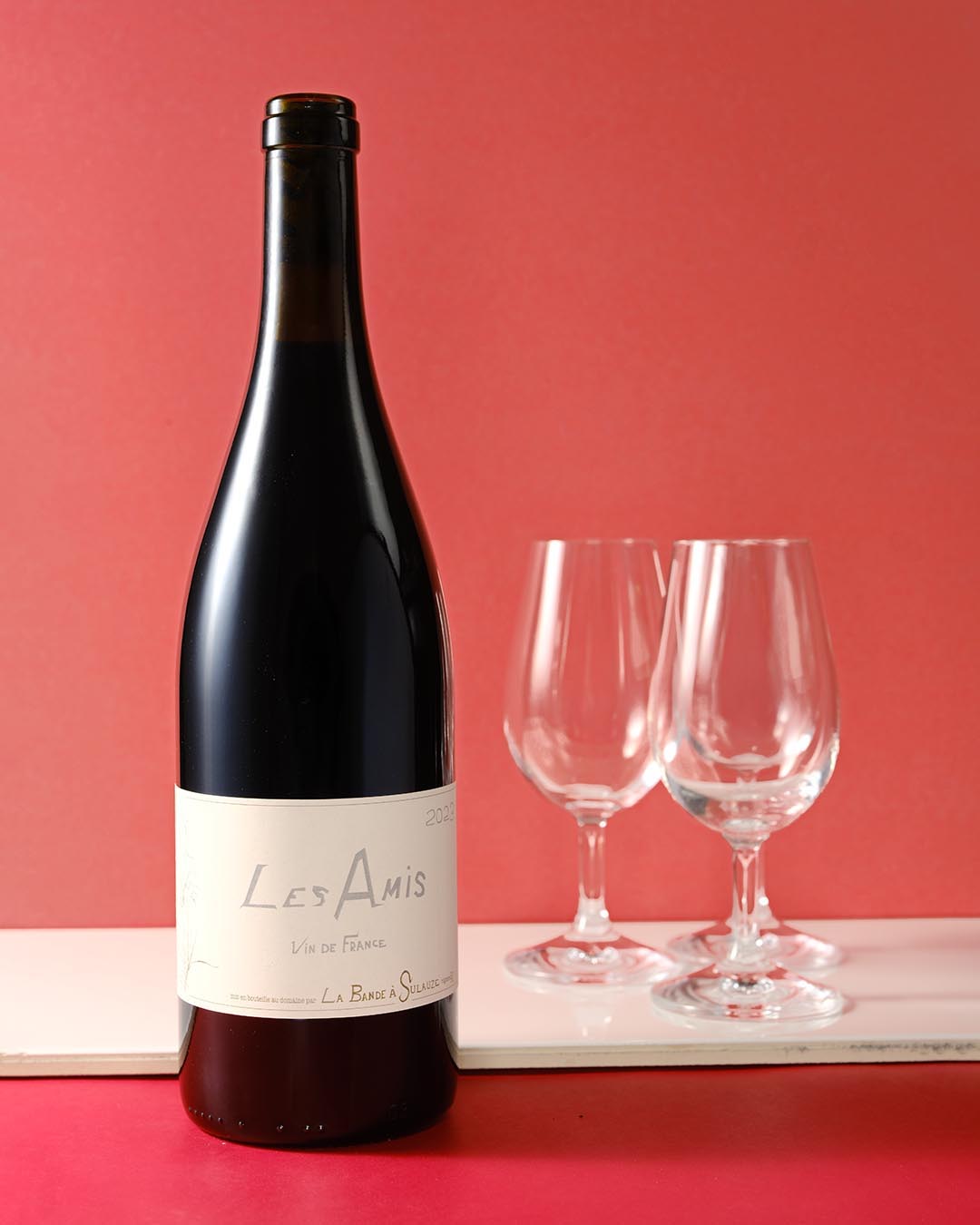The Ultimate Chillable Red: Sulauze's Provençal Syrah 'Les Amis'