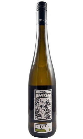 Bottle of Bernhard Ott, Gruner Veltliner Fass 4, 2024 - White Wine - Flatiron Wines & Spirits - New York