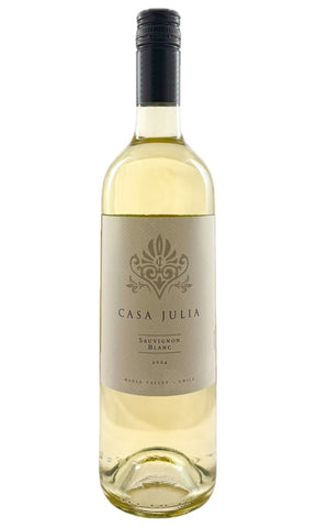 Bottle of Casa Julia, Maule Valley Sauvignon Blanc, 2024 - White Wine - Flatiron Wines & Spirits - New York