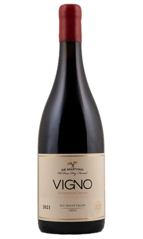 Bottle of De Martino, Vigno Carignan, 2021 - Red Wine - Flatiron Wines & Spirits - New York