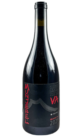 Bottle of Frank Cornelissen, Terre Siciliane Rosso Munjebel VA, 2021 - Red Wine - Flatiron Wines & Spirits - New York
