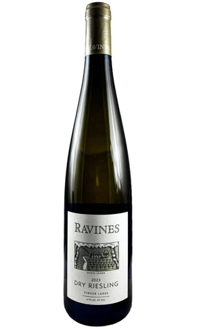 Bottle of Ravines, Dry Riesling, 2023 - White Wine - Flatiron Wines & Spirits - New York